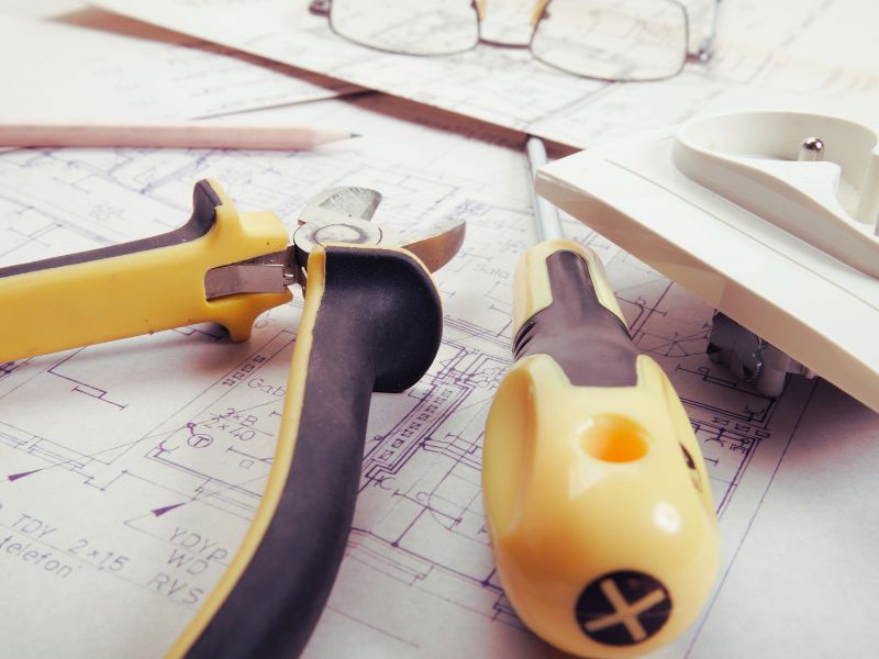 Villanyszerelés - elektromos rendszerek tervezése - Wattexpert Kft.